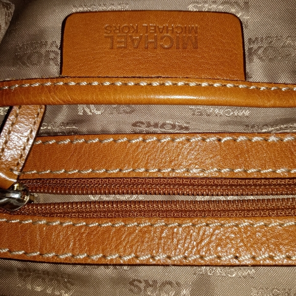 Purse - Picture 7 of 8